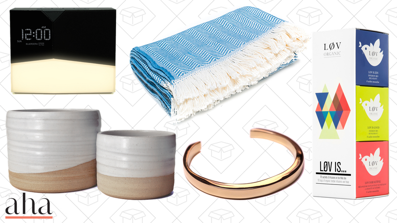 15% off, plus free shipping, with code ILYMOM